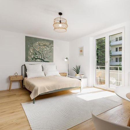 Design-Apartment In Linz Mit Netflix & Balkon Dış mekan fotoğraf