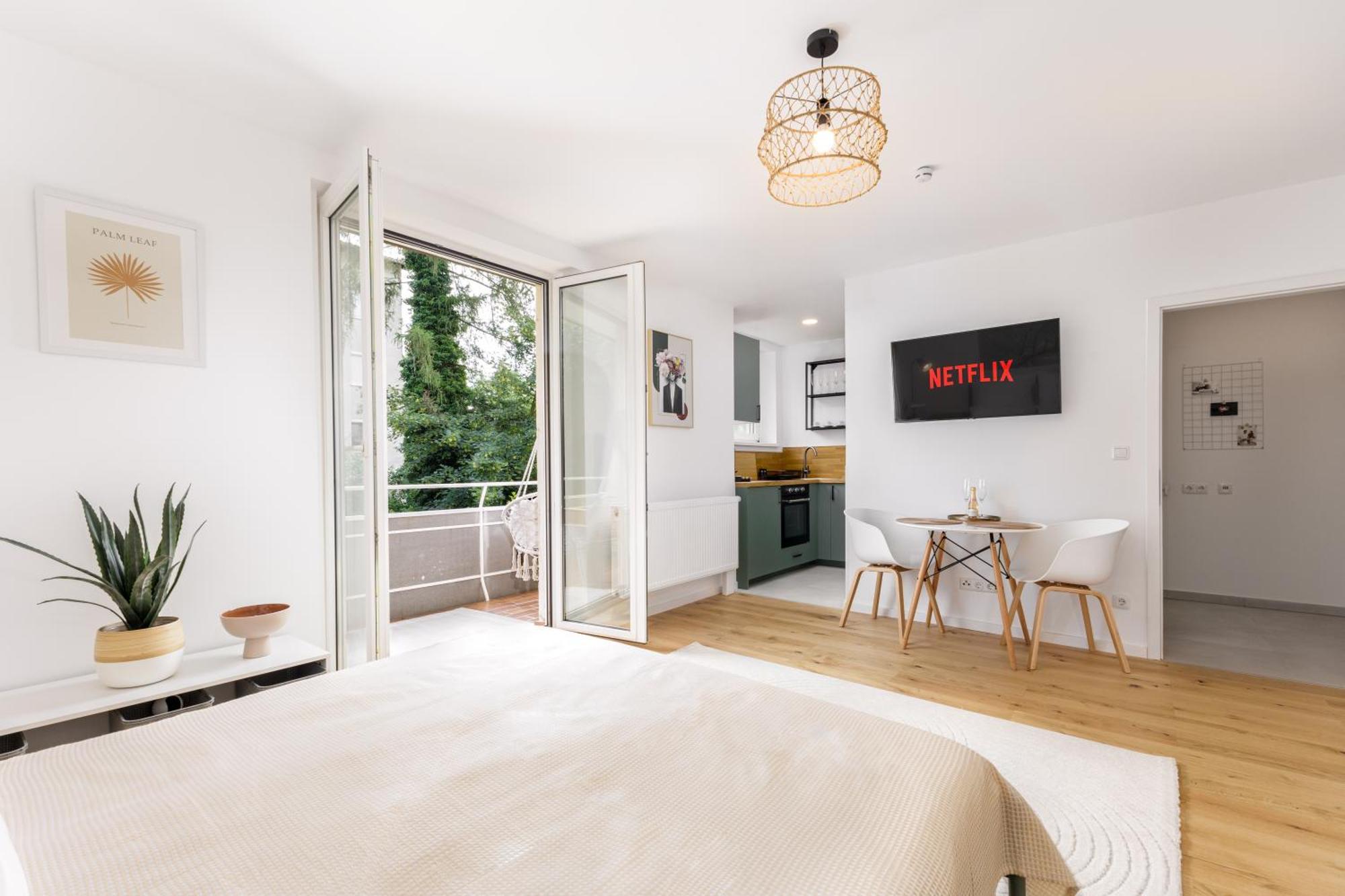 Design-Apartment In Linz Mit Netflix & Balkon Dış mekan fotoğraf